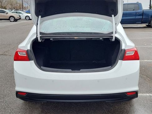 Certified 2025 Chevrolet Malibu LT image 11