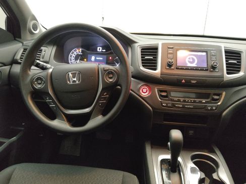 Used 2018 Honda Ridgeline Sport image 22