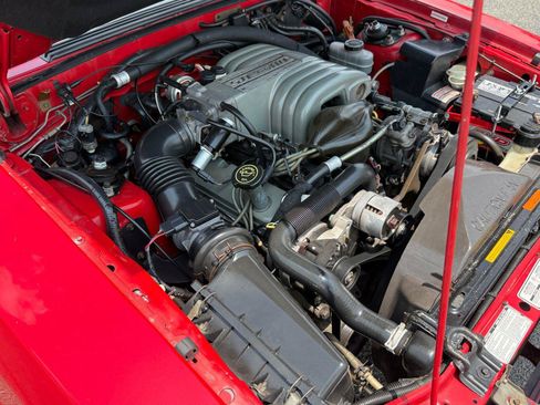 Used 1991 Ford Mustang LX RWD image 24