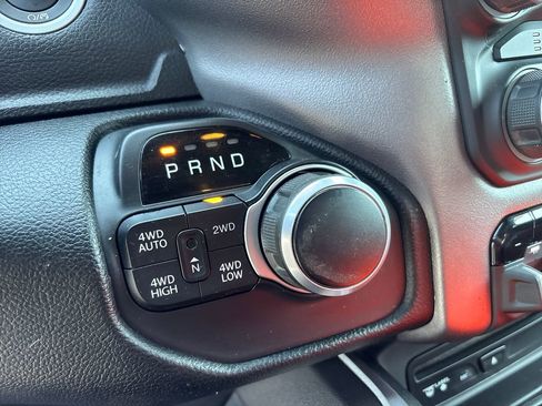 Used 2019 RAM 1500 Big Horn AWD/4WD image 25