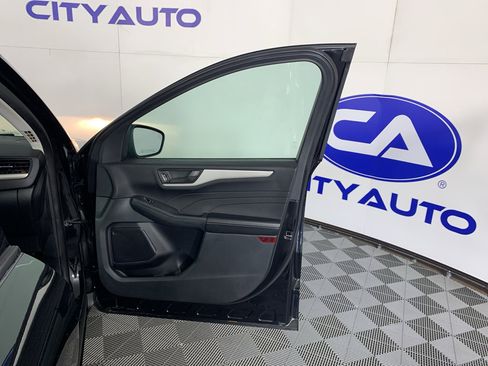 Used 2022 Ford Escape S FWD image 38