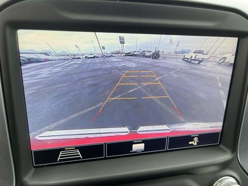 Used 2020 GMC Sierra 1500 SLE w/ SLE Value Package AWD/4WD image 17