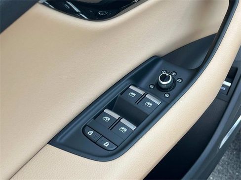 Used 2022 Audi Q7 3.0T Premium Plus image 31