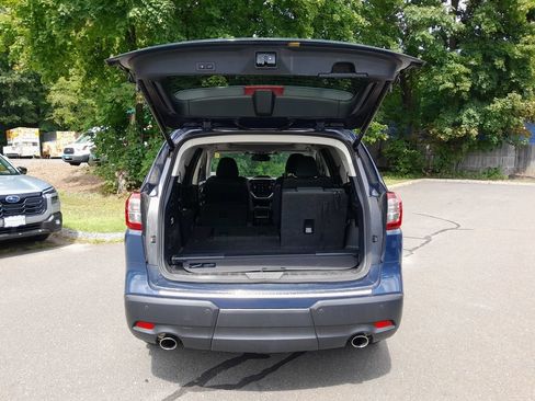 Used 2023 Subaru Ascent Touring AWD/4WD image 38