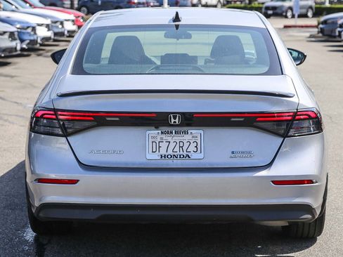 Used 2024 Honda Accord Sport image 8