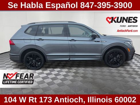 Used 2022 Volkswagen Tiguan SE R-Line image 9