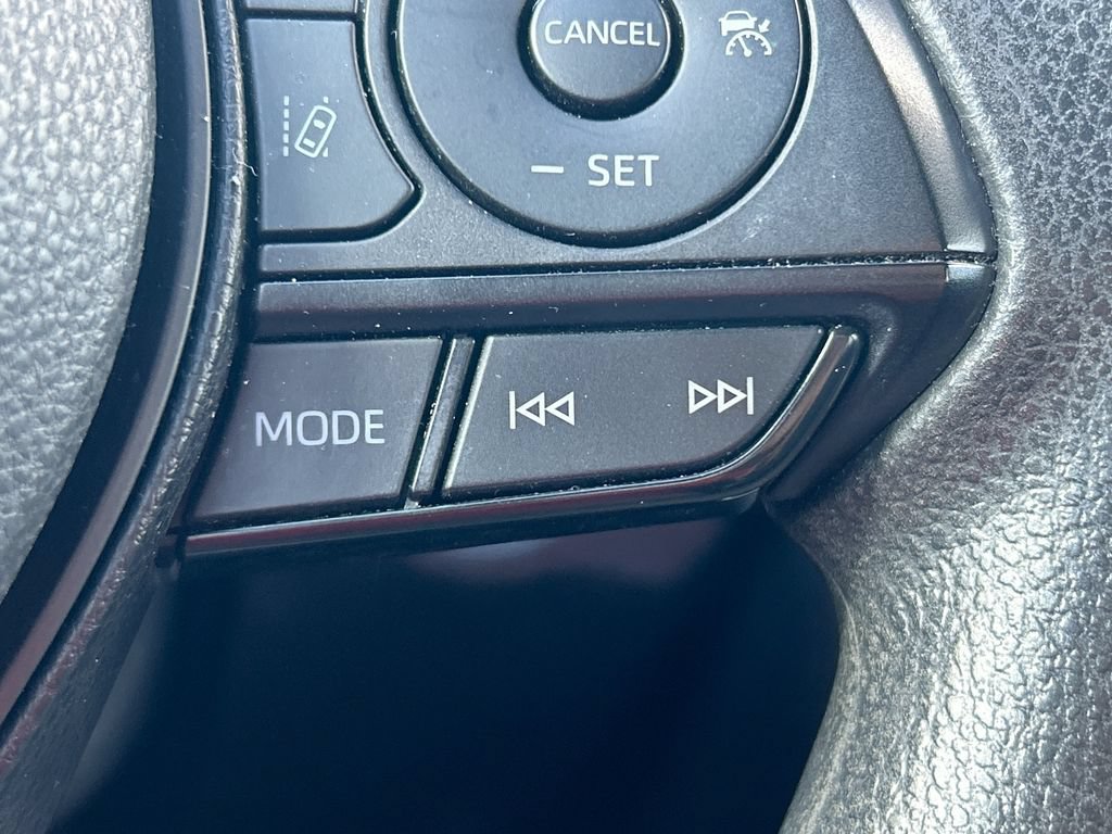 Used 2024 Toyota RAV4 XLE w/ Convenience Package FWD image 17