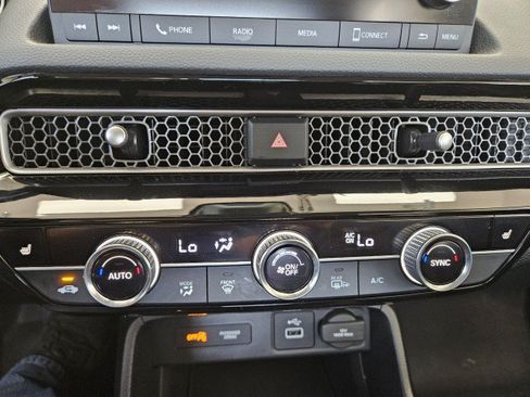 Used 2024 Honda Civic EX-L image 26