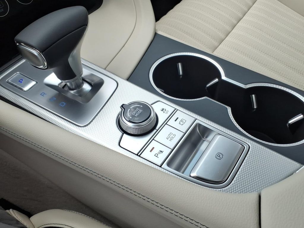 Used 2026 Genesis G70 2.5T Prestige RWD image 22
