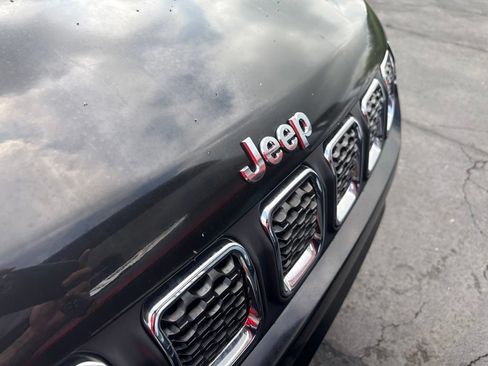 Used 2023 Jeep Compass Latitude AWD/4WD image 29