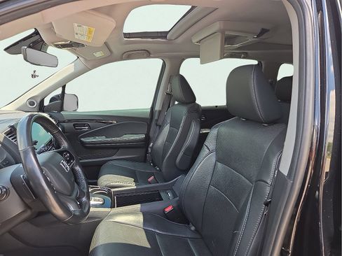 Used 2019 Honda Pilot Elite image 13