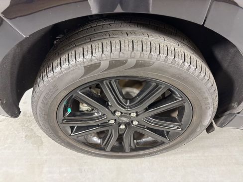 Used 2022 Ford Edge ST-Line image 8