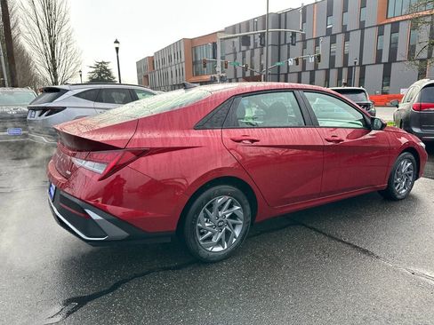 New 2026 Hyundai Elantra Blue image 6