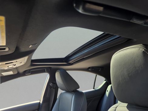 Certified 2023 Lexus IS 300 w/ Comfort Package image 9