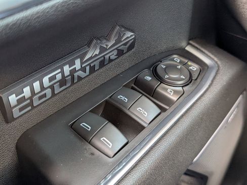 Used 2024 Chevrolet Silverado 1500 High Country w/ Z71 Off-Road Package AWD/4WD image 26