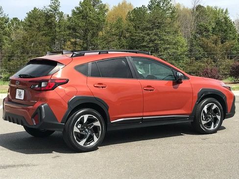 Certified 2024 Subaru Crosstrek 2.5i Limited w/ Crosstrek Mirror Package image 4