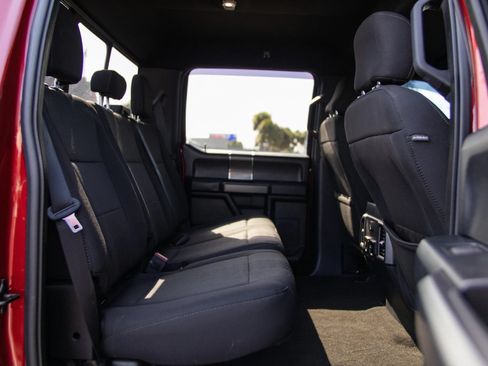 Used 2018 Ford F150 XLT w/ Equipment Group 302A Luxury AWD/4WD image 26