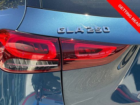 Used 2022 Mercedes-Benz GLA 250 w/ Premium Package Lite image 21