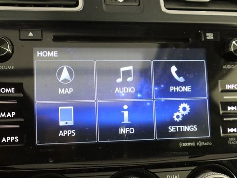 Used 2017 Subaru Forester 2.5i Touring image 34