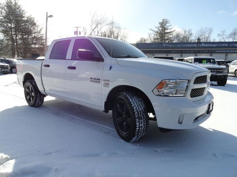 Used 2015 RAM 1500 Express image 3