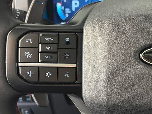 Used 2025 Ford F150 Raptor AWD/4WD image 16