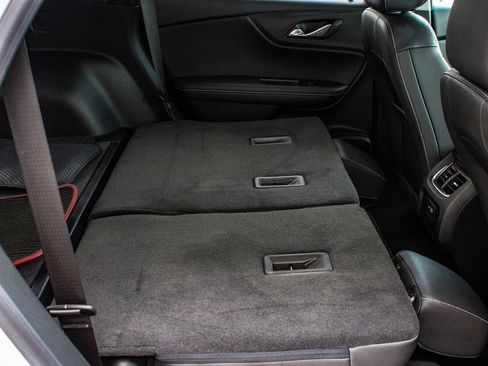 Used 2023 Chevrolet Blazer LT image 38