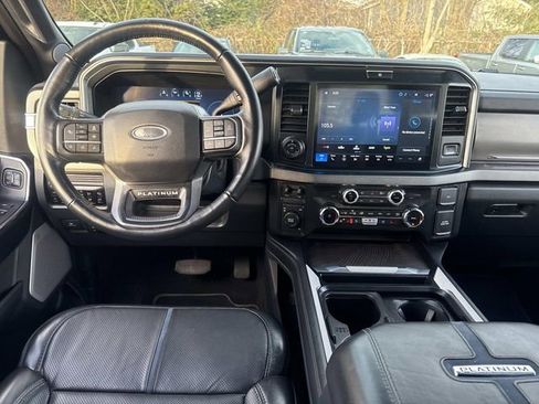 Used 2025 Ford F450 Platinum image 19