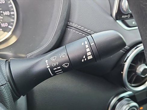 Used 2024 Nissan Sentra SV FWD image 14