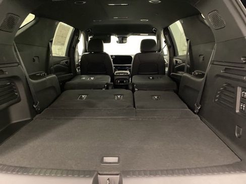 New 2026 Chevrolet Traverse High Country image 25