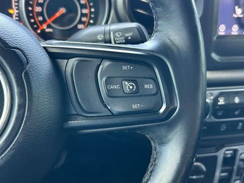 Used 2018 Jeep Wrangler Unlimited Sport S AWD/4WD image 21