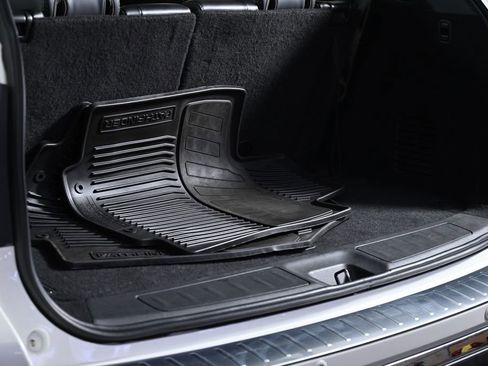 Used 2019 Nissan Pathfinder SL w/ SL Premium Package image 31