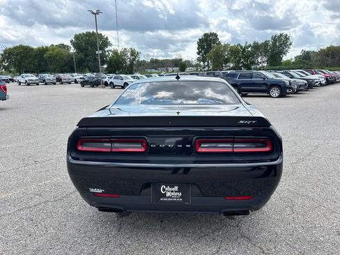 Used 2015 Dodge Challenger SRT Hellcat RWD image 3
