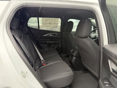 New 2026 Chevrolet Equinox EV LT image 26