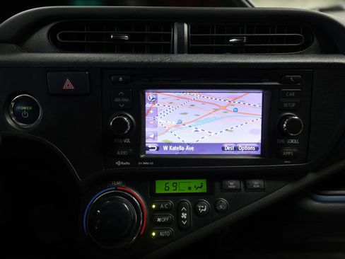 Used 2013 Toyota Prius C Three image 52