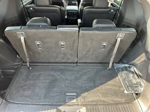 Used 2023 Honda Pilot TrailSport image 31