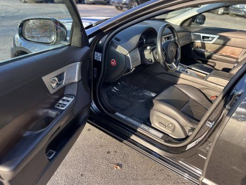 Used 2014 Jaguar XF 3.0 image 7