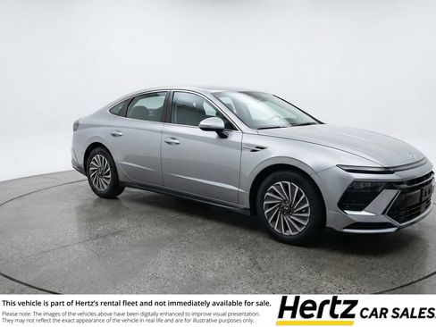 Used 2025 Hyundai Sonata SEL image 1