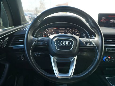 Used 2017 Audi Q7 3.0T Premium Plus w/ Premium Plus Package image 8