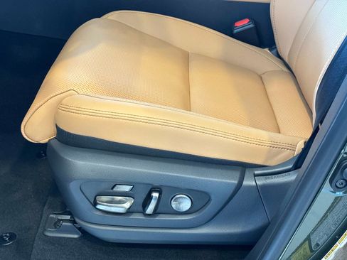 New 2026 Lexus LX 600 4WD w/ Luxury Package image 21