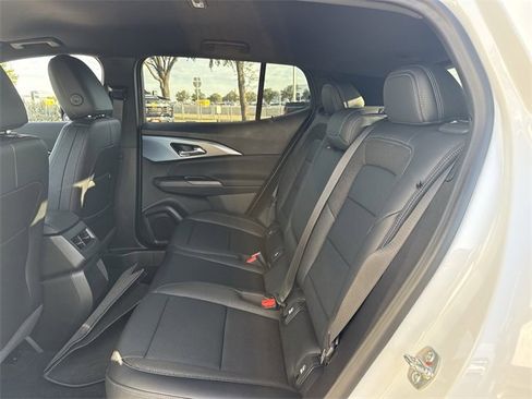 New 2026 Chevrolet Equinox EV LT image 20