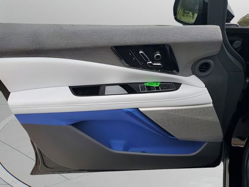 New 2026 Cadillac Optiq Sport 1 image 24