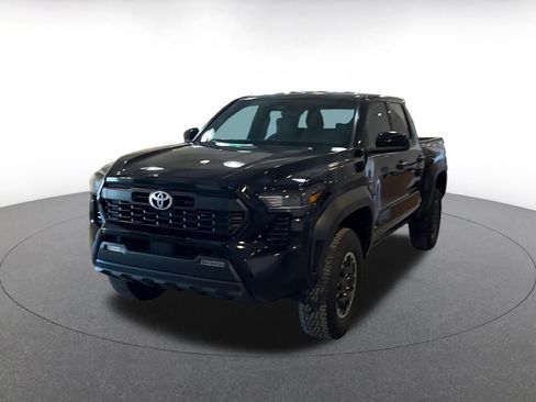 Used 2025 Toyota Tacoma TRD Off-Road image 7