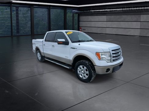 Used 2013 Ford F150 Lariat w/ Lariat Chrome Pkg image 2