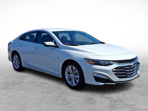 Used 2024 Chevrolet Malibu LT FWD image 7