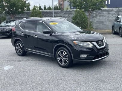 Used 2018 Nissan Rogue SL w/ Premium Package