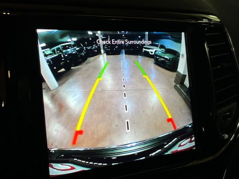 Certified 2022 Jeep Grand Cherokee Limited w/ Tech Group image 19