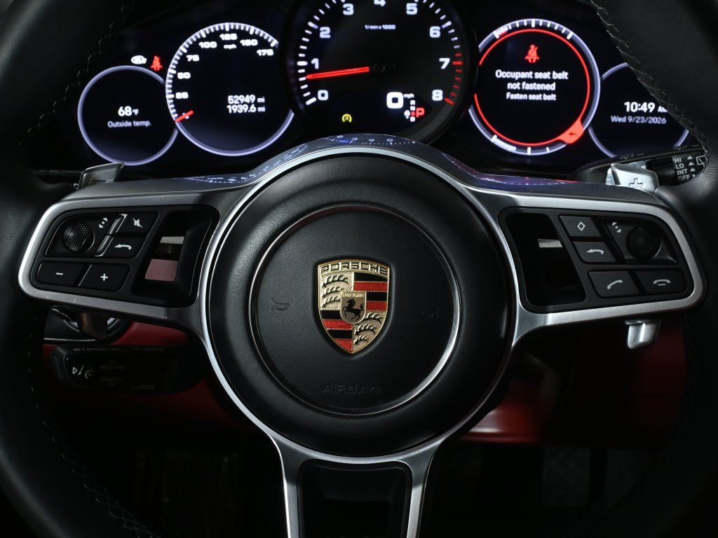 Used 2023 Porsche Cayenne AWD/4WD image 18