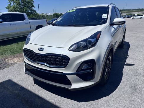 Used 2020 Kia Sportage EX FWD image 2