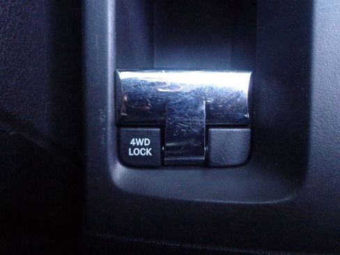 Used 2016 Jeep Compass High Altitude image 19