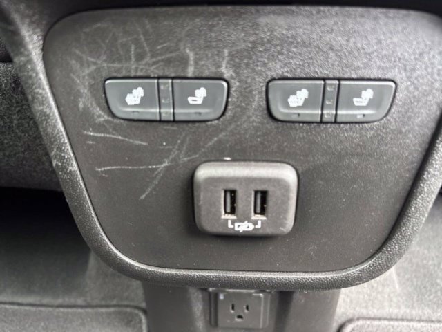 Used 2022 Chevrolet Equinox Premier AWD/4WD image 35
